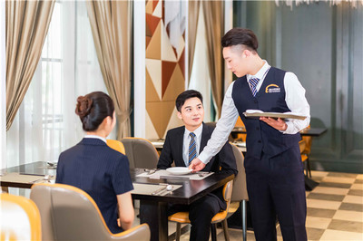 餐飲酒店管理專業的價值 打開通往卓越服務與商業成功的大門